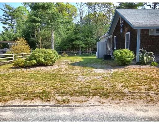 35 Algonquin St, Buzzards Bay, MA 02532 photo 8
