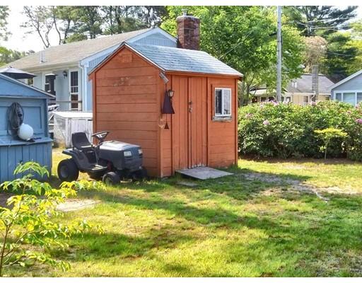 35 Algonquin St, Buzzards Bay, MA 02532 photo 6