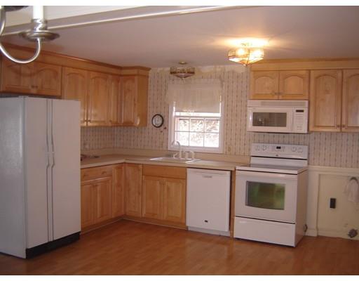 18 Louise St, Canton, MA 02021 photo 2