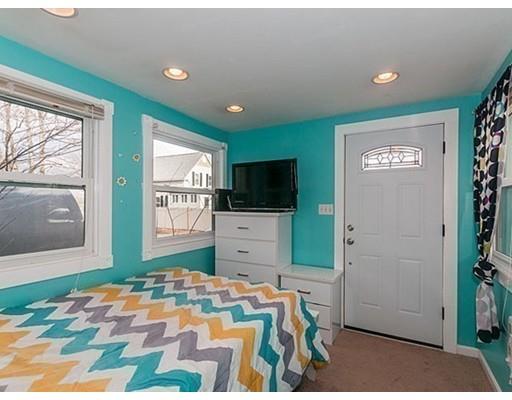 44 Devine Ave, Lowell, MA 01852 photo 12