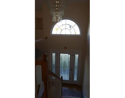 73 Daisy Ln, Fall River, MA 02721 photo 3