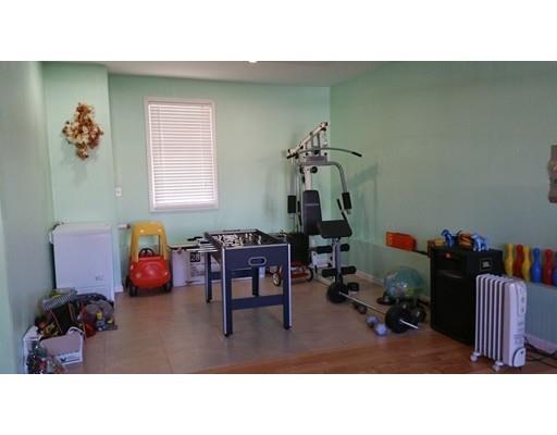 73 Daisy Ln, Fall River, MA 02721 photo 14