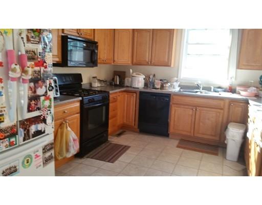 73 Daisy Ln, Fall River, MA 02721 photo 4