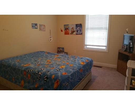 73 Daisy Ln, Fall River, MA 02721 photo 7