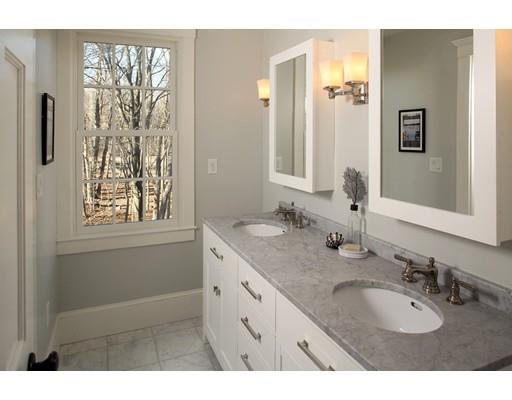 33 Thompson Ave, Hingham, MA 02043 photo 16