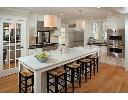 33 Thompson Ave, Hingham, MA 02043 photo 2