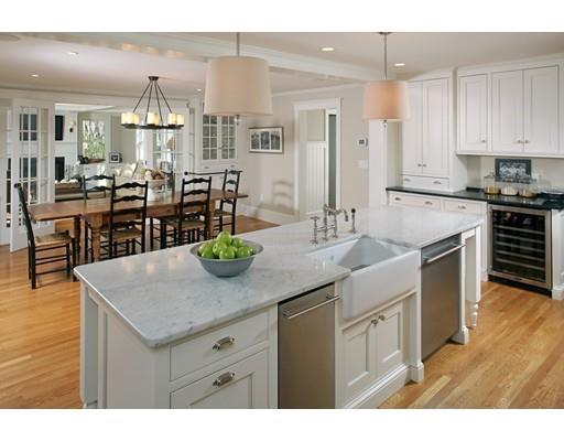 33 Thompson Ave, Hingham, MA 02043 photo 3