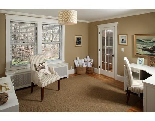 33 Thompson Ave, Hingham, MA 02043 photo 8
