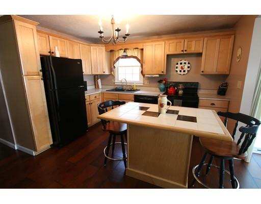 32 Westview Rd, Worcester, MA 01602 photo 3