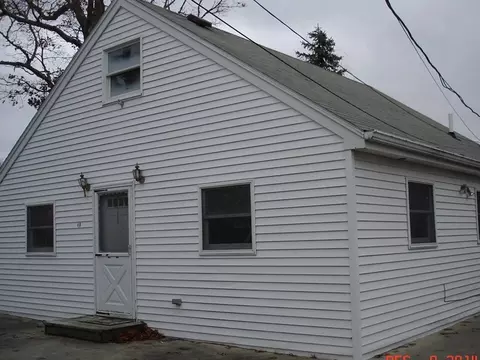 4 Barnes St # -B, Wareham, MA 02571 photo 1