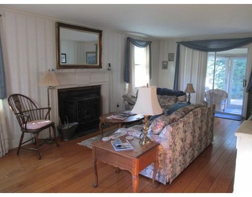 95 Brattle St, Worcester, MA 01606 photo 8