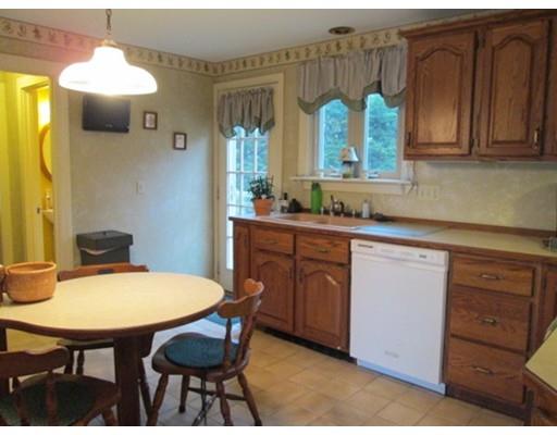 95 Brattle St, Worcester, MA 01606 photo 13