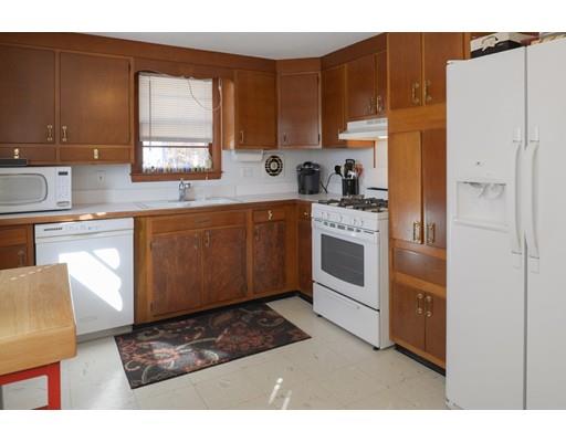 106 E Park Ave, Lynn, MA 01902 photo 4