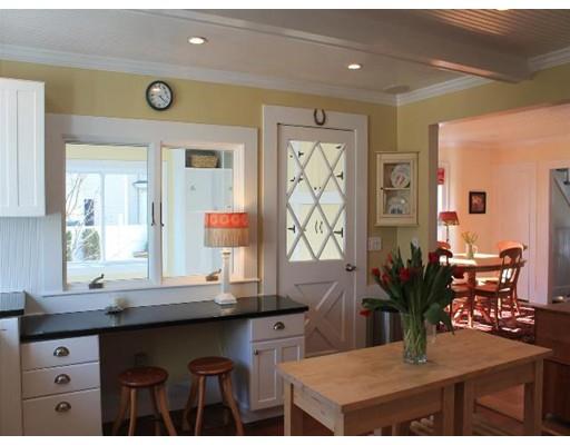 36 Briggs St, Easthampton, MA 01027 photo 5