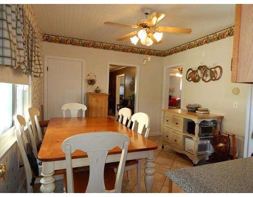 24 Henry St, Everett, MA 02149 photo 3