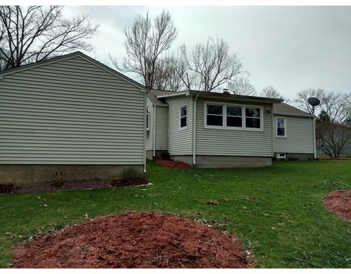 18 Whitaker St, Springfield, MA 01104 photo 2