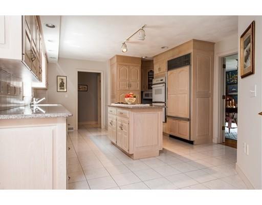 2 Doeskin Dr, Framingham, MA 01701 photo 13
