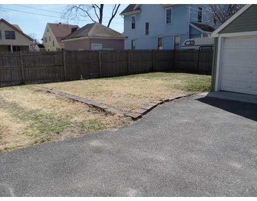 29 Trillium St, Springfield, MA 01108 photo 6
