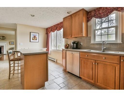 5 Martha Dr, Derry, NH 03038 photo 10