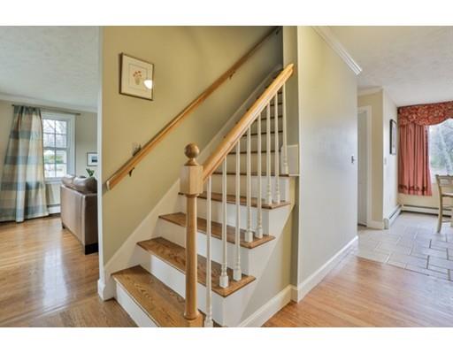 5 Martha Dr, Derry, NH 03038 photo 8