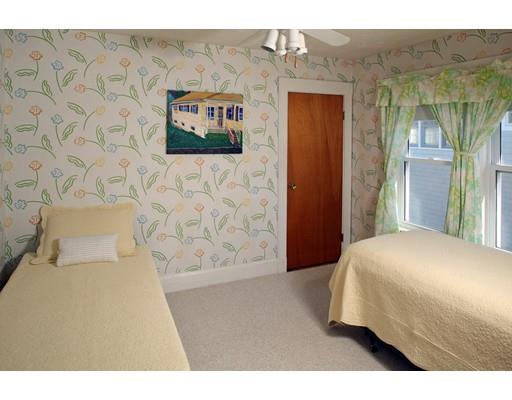 55 D St, Hull, MA 02045 photo 5
