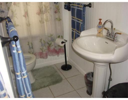 502 E State St, Granby, MA 01033 photo 13