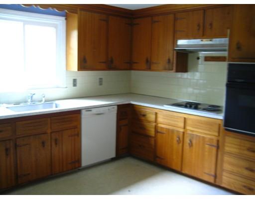 41 Old Marlboro Rd, Maynard, MA 01754 photo 3