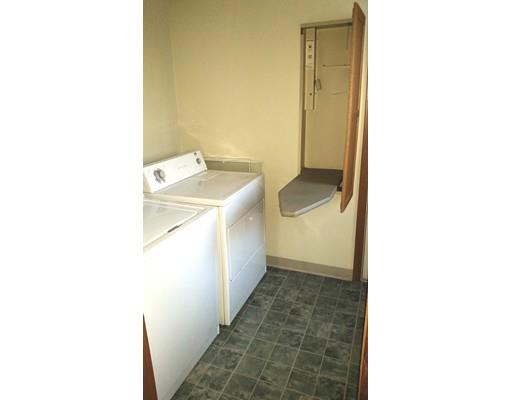 73 Acker Cir, Chicopee, MA 01013 photo 8