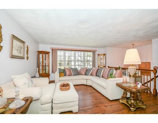 32 Wood Ln, Maynard, MA 01754 photo 9