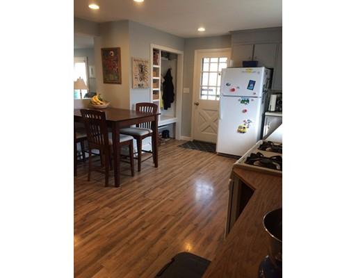 21 Roosevelt St, Maynard, MA 01754 photo 4
