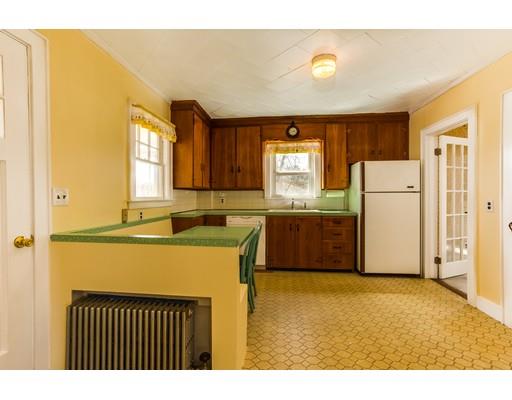 946 School St, Webster, MA 01570 photo 10