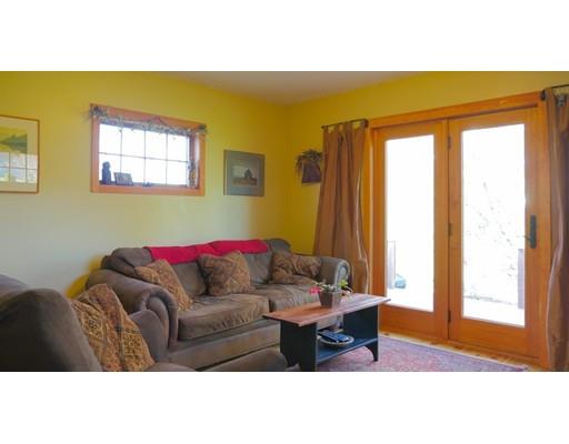 25 Skye Line Dr, Sutton, MA 01590 photo 12