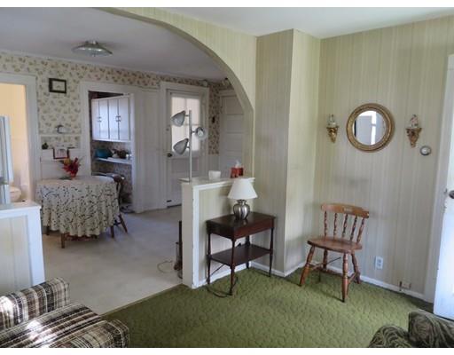 28 Broad St, Chicopee, MA 01020 photo 5
