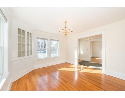 21 Humphrey St, Marblehead, MA 01945 photo 11