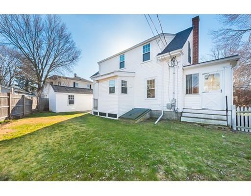 21 Humphrey St, Marblehead, MA 01945 photo 3