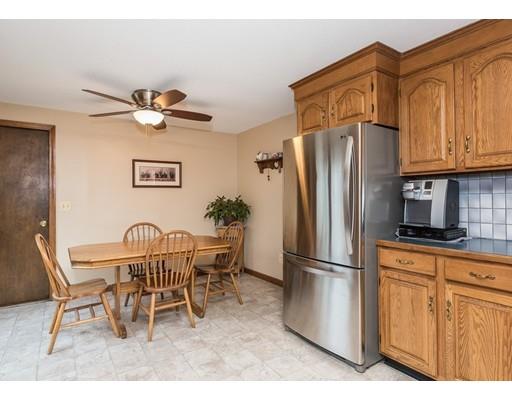128 Tamarack Dr, Springfield, MA 01129 photo 6