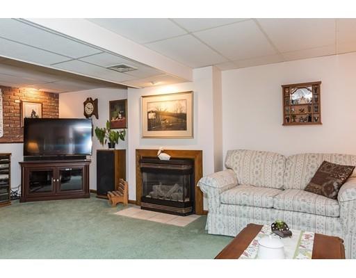 128 Tamarack Dr, Springfield, MA 01129 photo 13