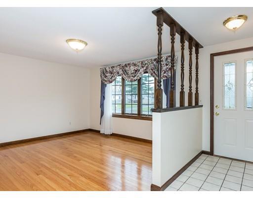128 Tamarack Dr, Springfield, MA 01129 photo 10