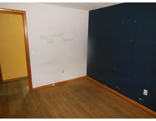 1082 Plumtree Rd, Springfield, MA 01119 photo 15
