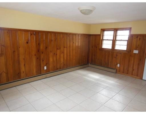 1082 Plumtree Rd, Springfield, MA 01119 photo 10