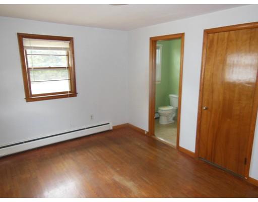 1082 Plumtree Rd, Springfield, MA 01119 photo 21