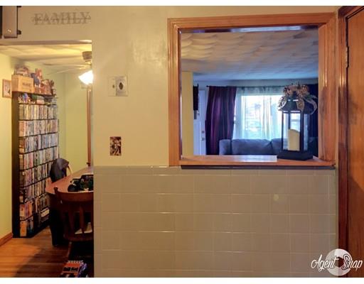 10 Monrovia St, Springfield, MA 01104 photo 6