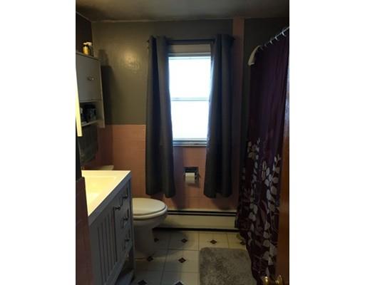 10 Monrovia St, Springfield, MA 01104 photo 12