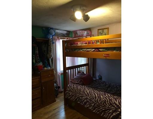 10 Monrovia St, Springfield, MA 01104 photo 11