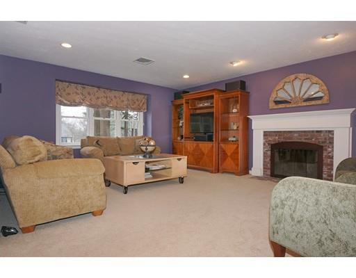 6 Maddy Ln, Acton, MA 01720 photo 2
