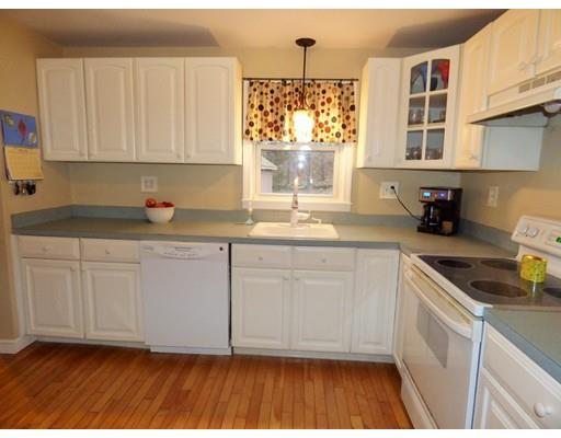 19 Benjamin Rd, Worcester, MA 01602 photo 4
