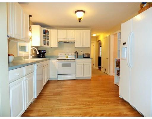 19 Benjamin Rd, Worcester, MA 01602 photo 3
