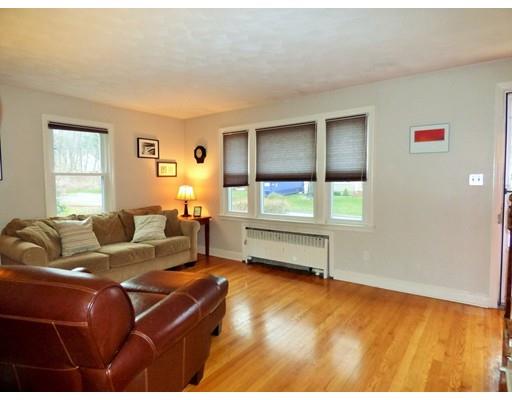 19 Benjamin Rd, Worcester, MA 01602 photo 10