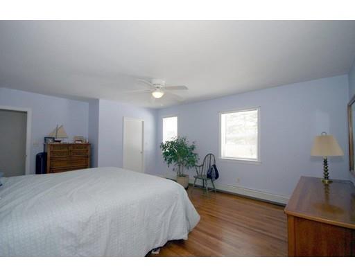 2 Vane St, Walpole, MA 02081 photo 11