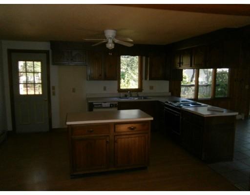 20 Dexter St, Eastham, MA 02642 photo 3